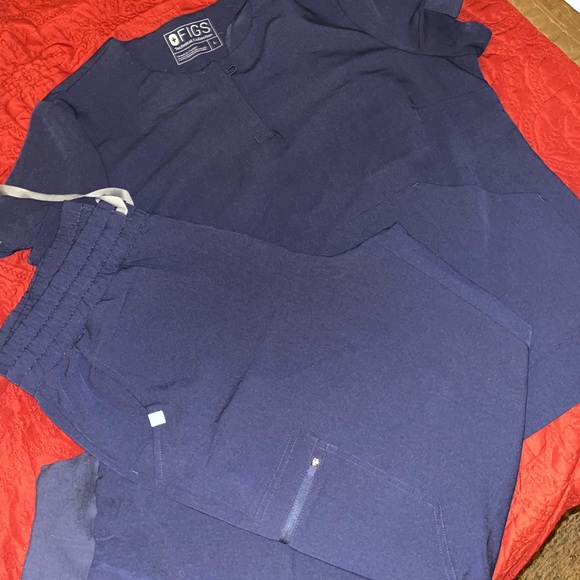 Figs Other - FIGS Scrub Sets in Navy sz Large
